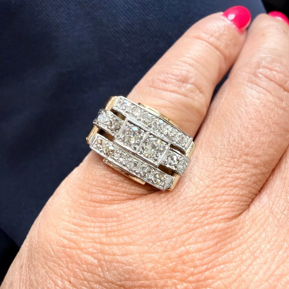 Bague Tank en or rose et diamants - Image 2
