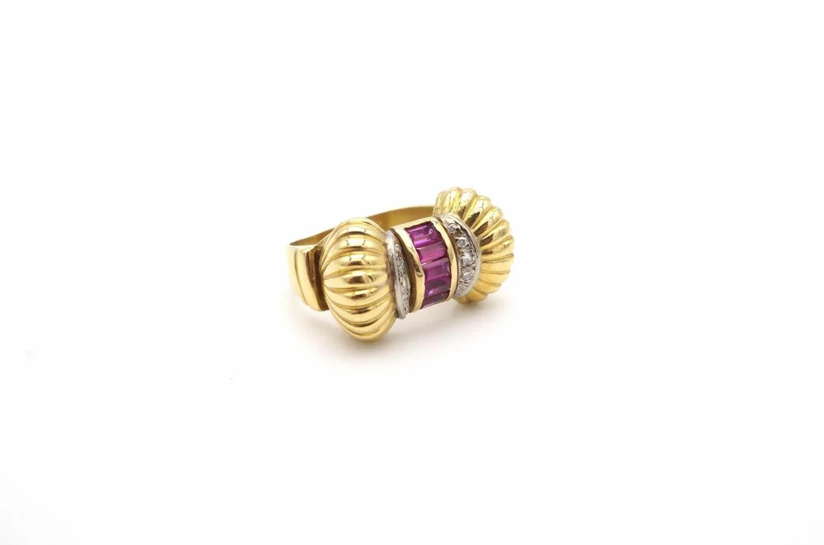 Bague tank rubis et diamants en or jaune - Image 5