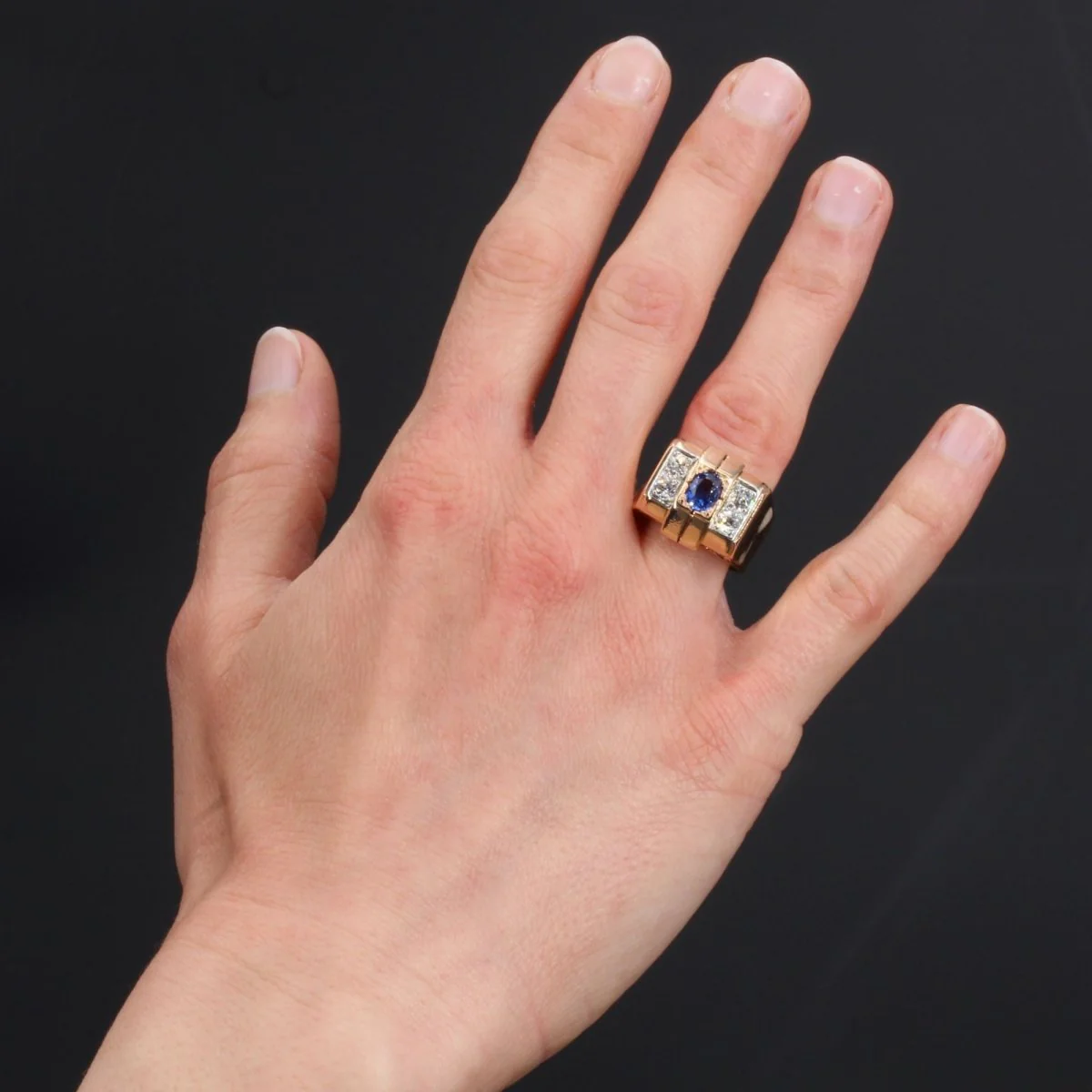 Bague Tank en or rose, platine, saphir et diamants - Image 2