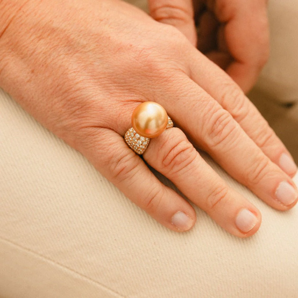 Bague Cocktail TASAKI en or jaune, perle et diamants - Image 2