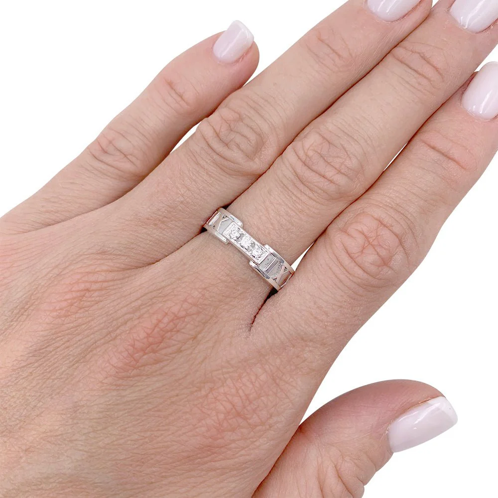 Bague TIFFANY & CO. "Atlas", or blanc, diamants - Image 6
