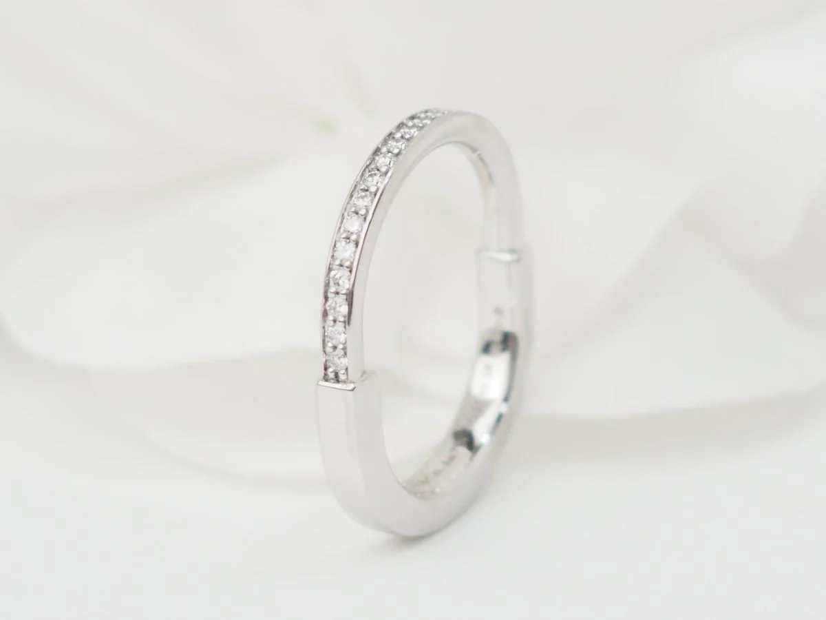 Bague Tiffany & Co en or blanc et diamants - Image 5