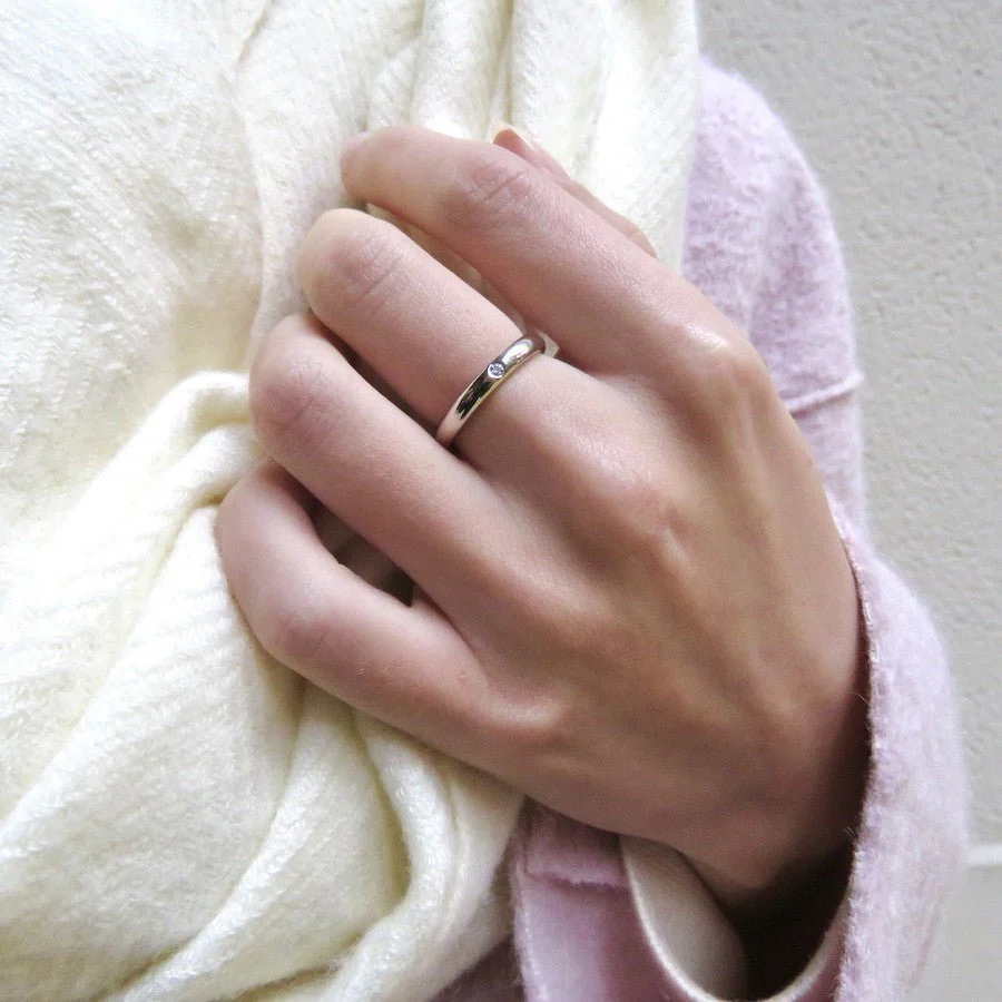 Bague Alliance TIFFANY & CO en platine et diamant - Image 2