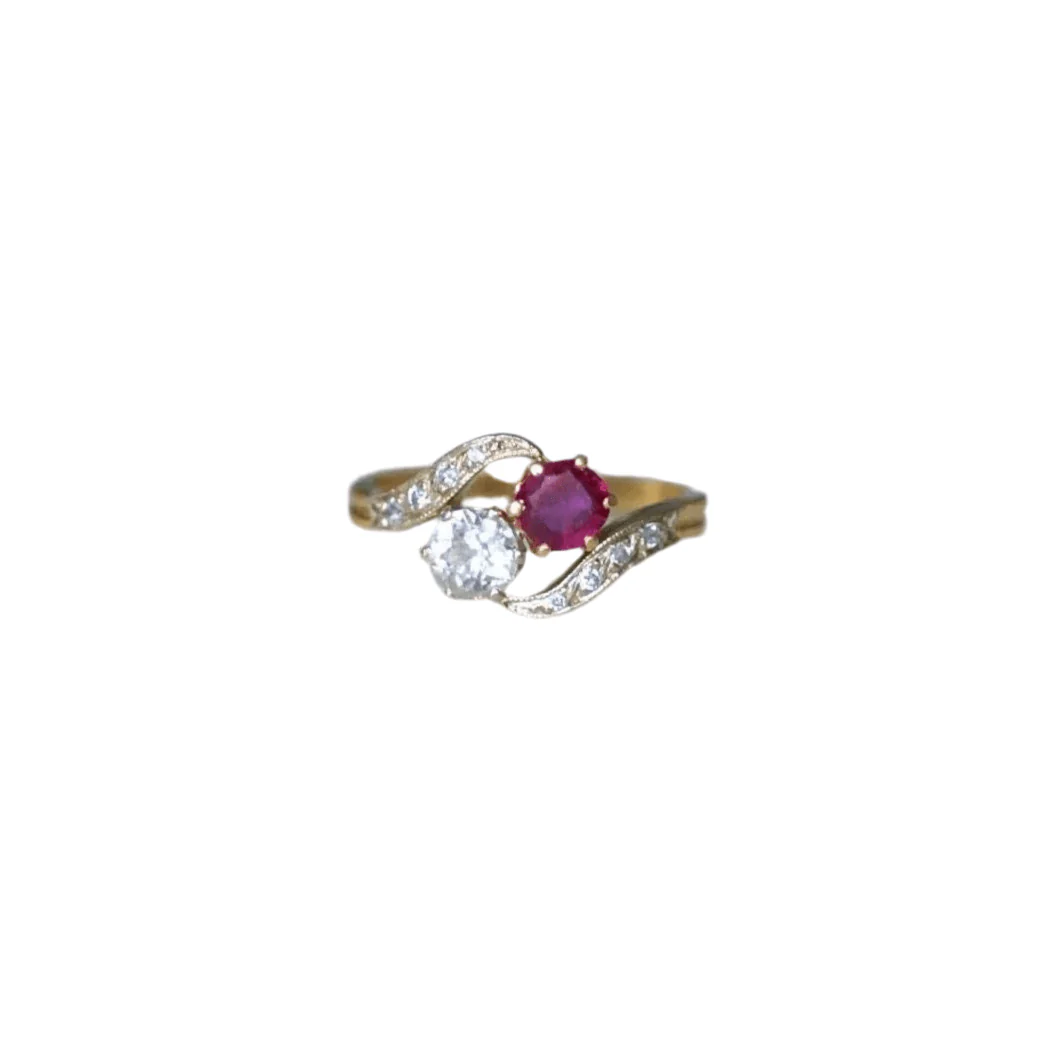 Bague Toi et Moi en or jaune, rubis et diamants