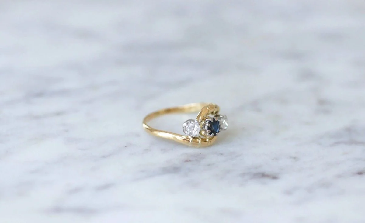 Bague toi et moi saphir, et diamants - Image 3