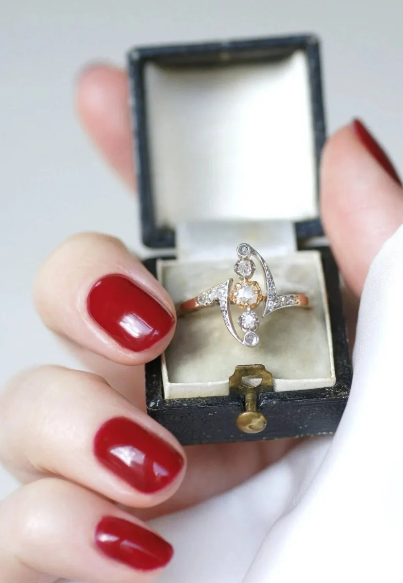 Bague Volutes diamants Belle Epoque