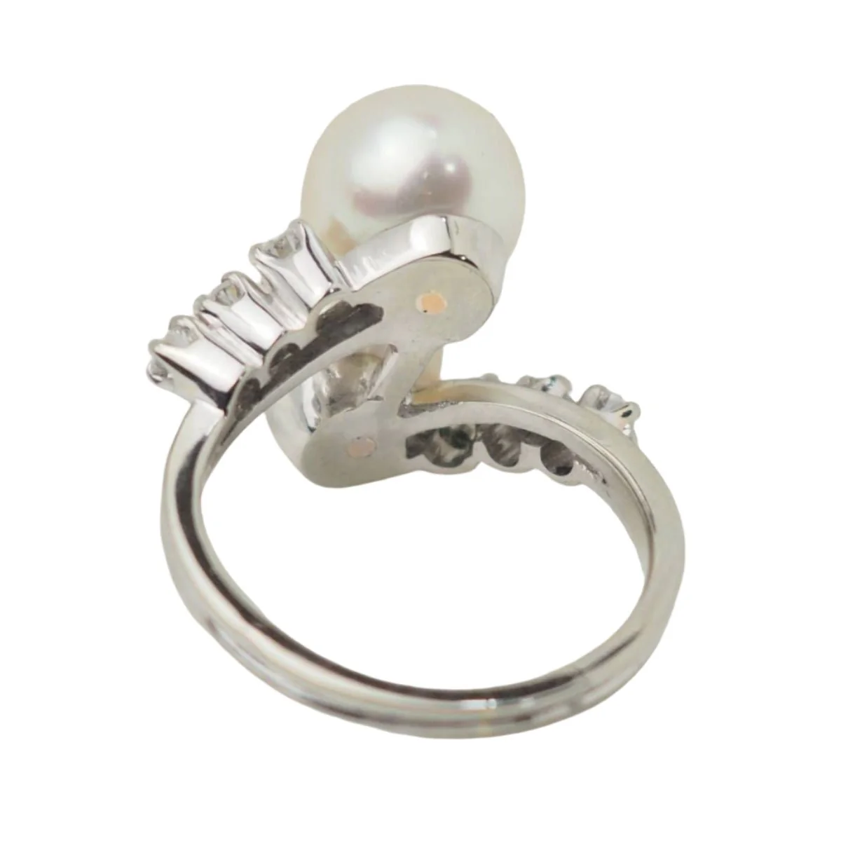 Bague Toi & Moi en or blanc, perles et diamants - Image 4