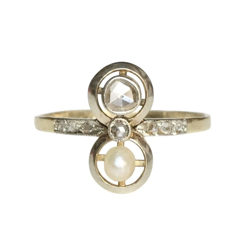 Bague Toi & Moi en or jaune, platine, perle et diamants