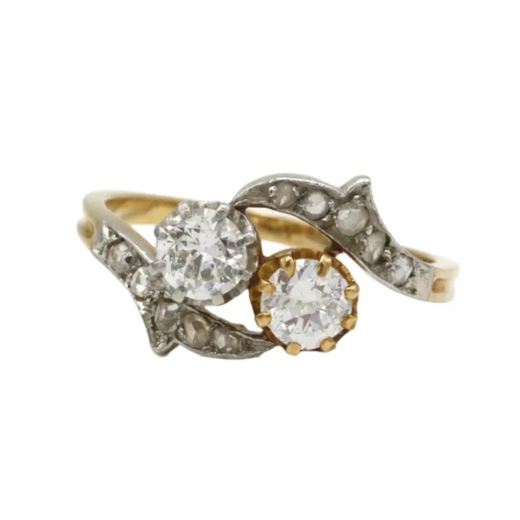 Bague Toi & Moi en or jaune, platine et diamants