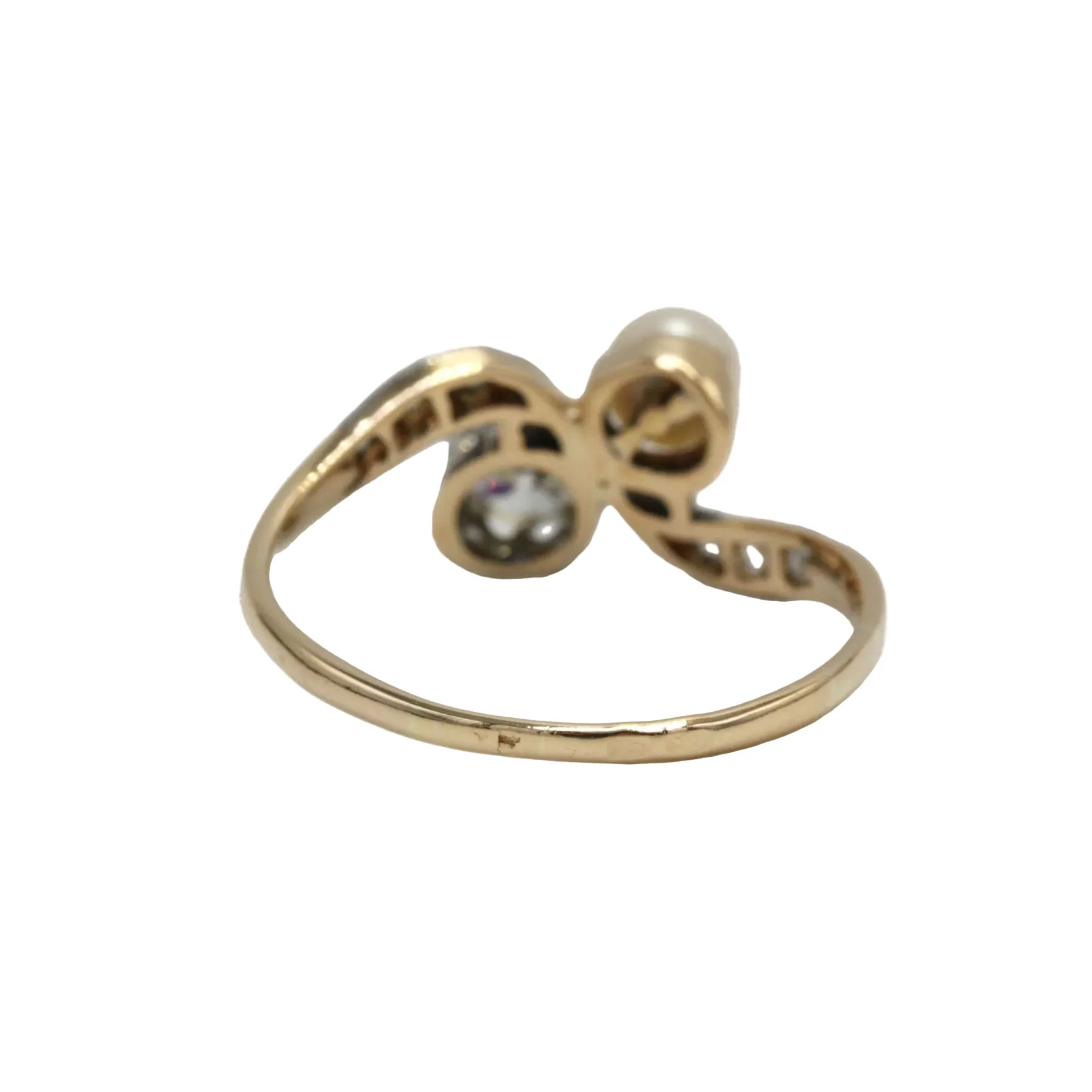 Bague Toi & Moi en or jaune, platine, perle, et diamants - Image 4