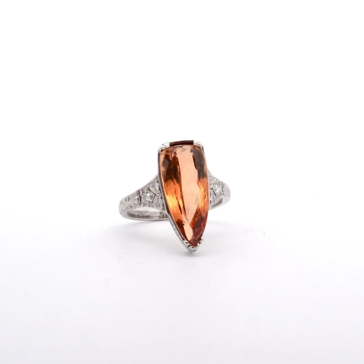 Bague en platine, topaze et diamants - Image 2