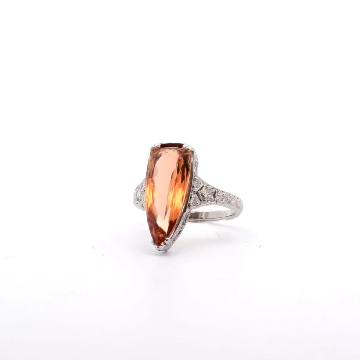 Bague en platine, topaze et diamants - Image 4