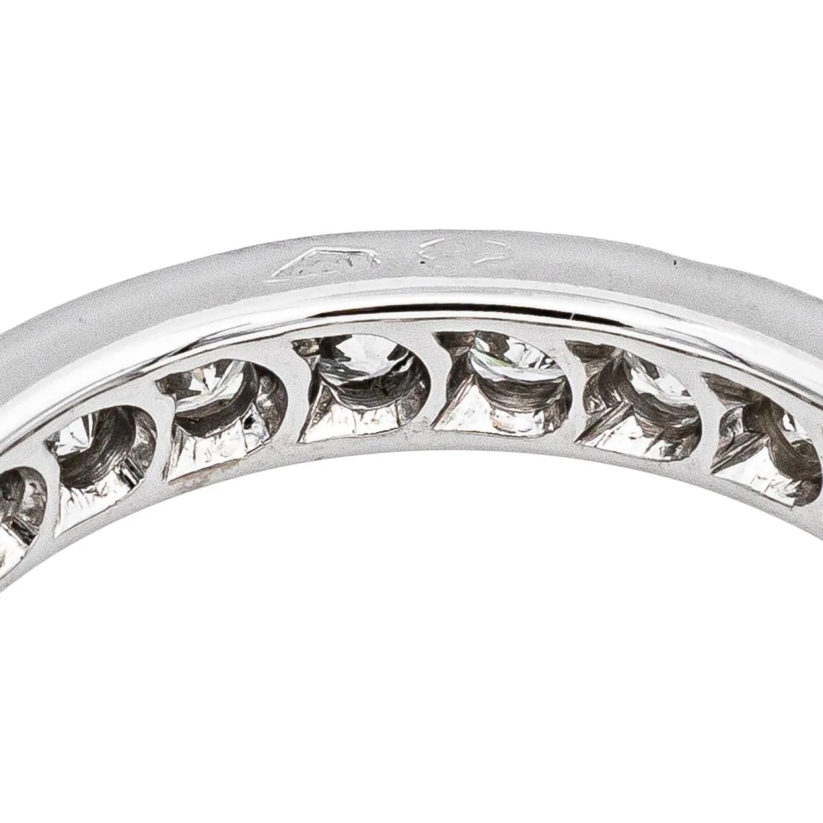 Bague Alliance en or blanc et diamants - Image 7