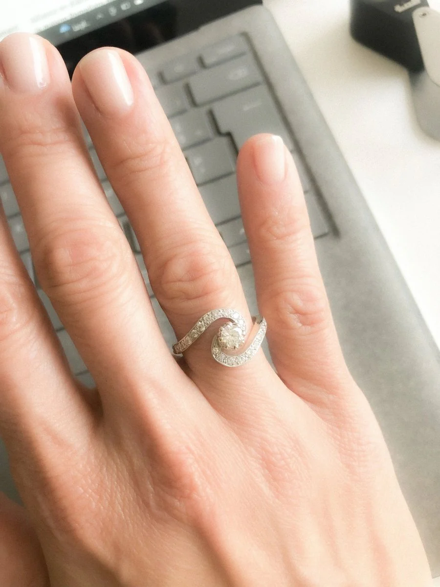 Bague tourbillon en or jaune et platine et diamants - Image 5
