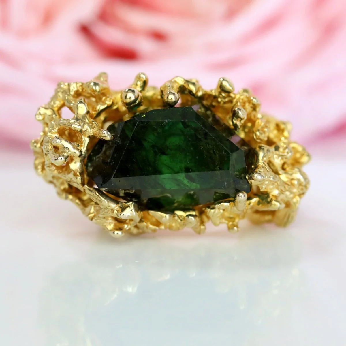Bague tourmaline brute en or jaune - Image 3