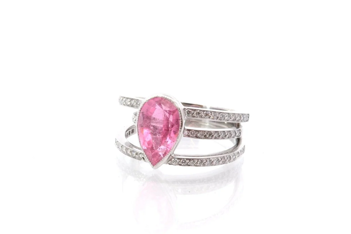 Bague tourmaline et diamants en or blanc 18k