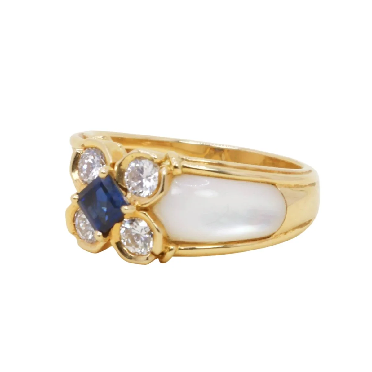 Bague Marguerite en or jaune, nacre, saphir et diamants - Image 3