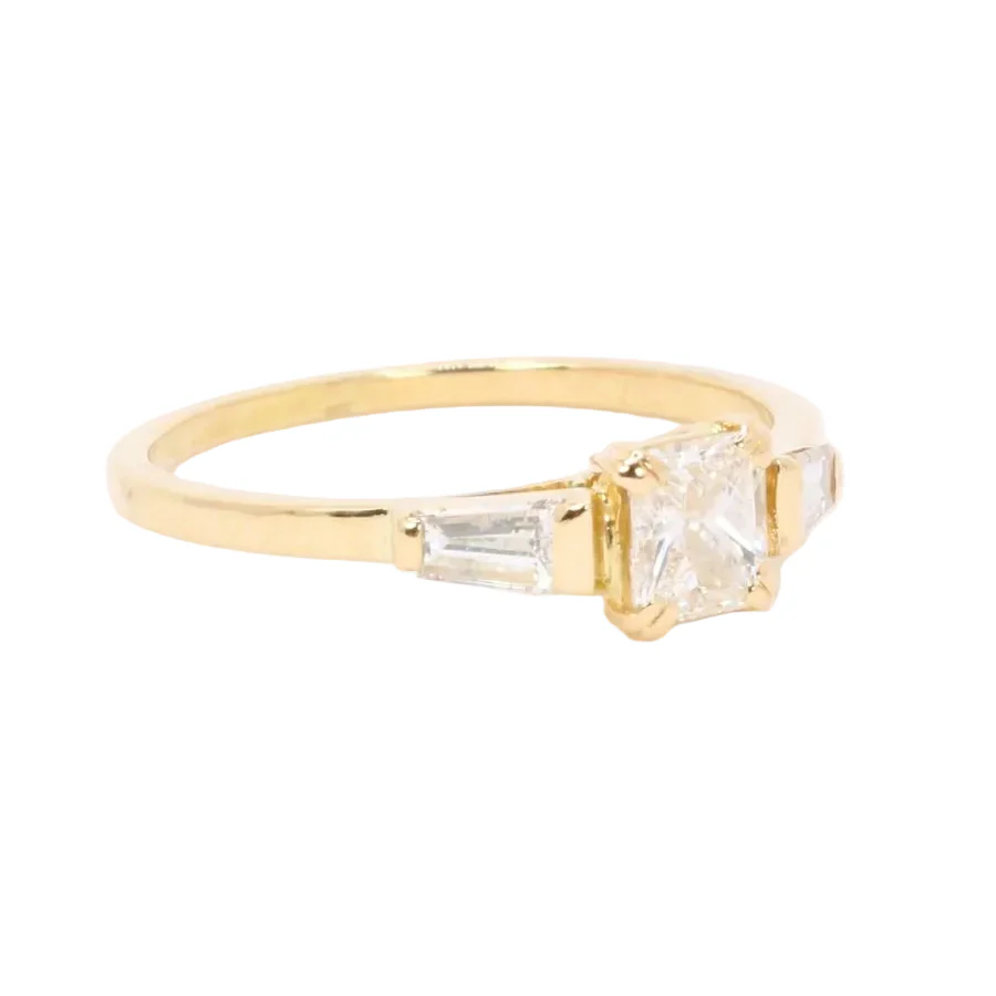 Bague Trilogie en or jaune et diamants - Image 5