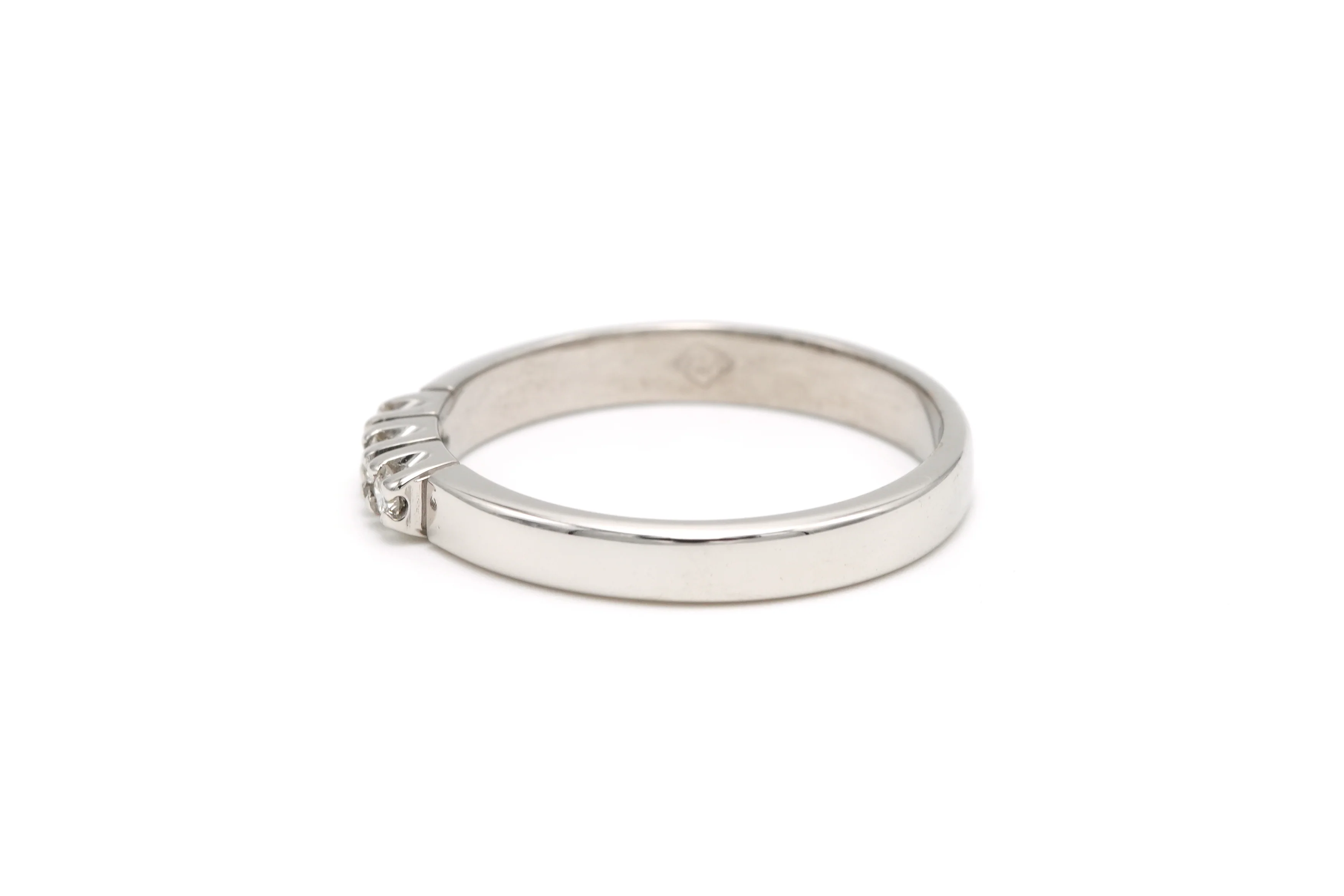 Bague Trilogie en or blanc et diamants - Image 3