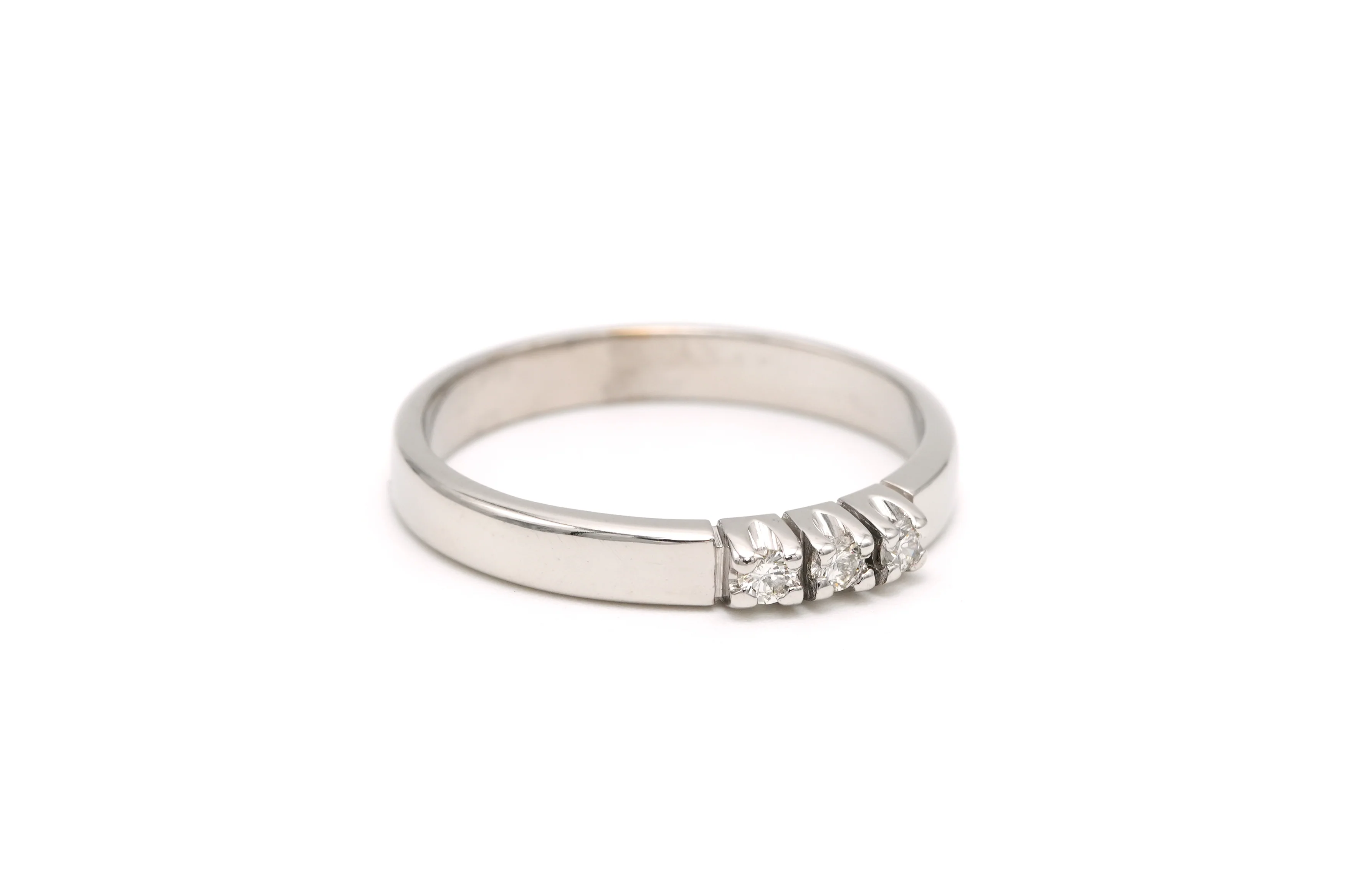 Bague Trilogie en or blanc et diamants - Image 6