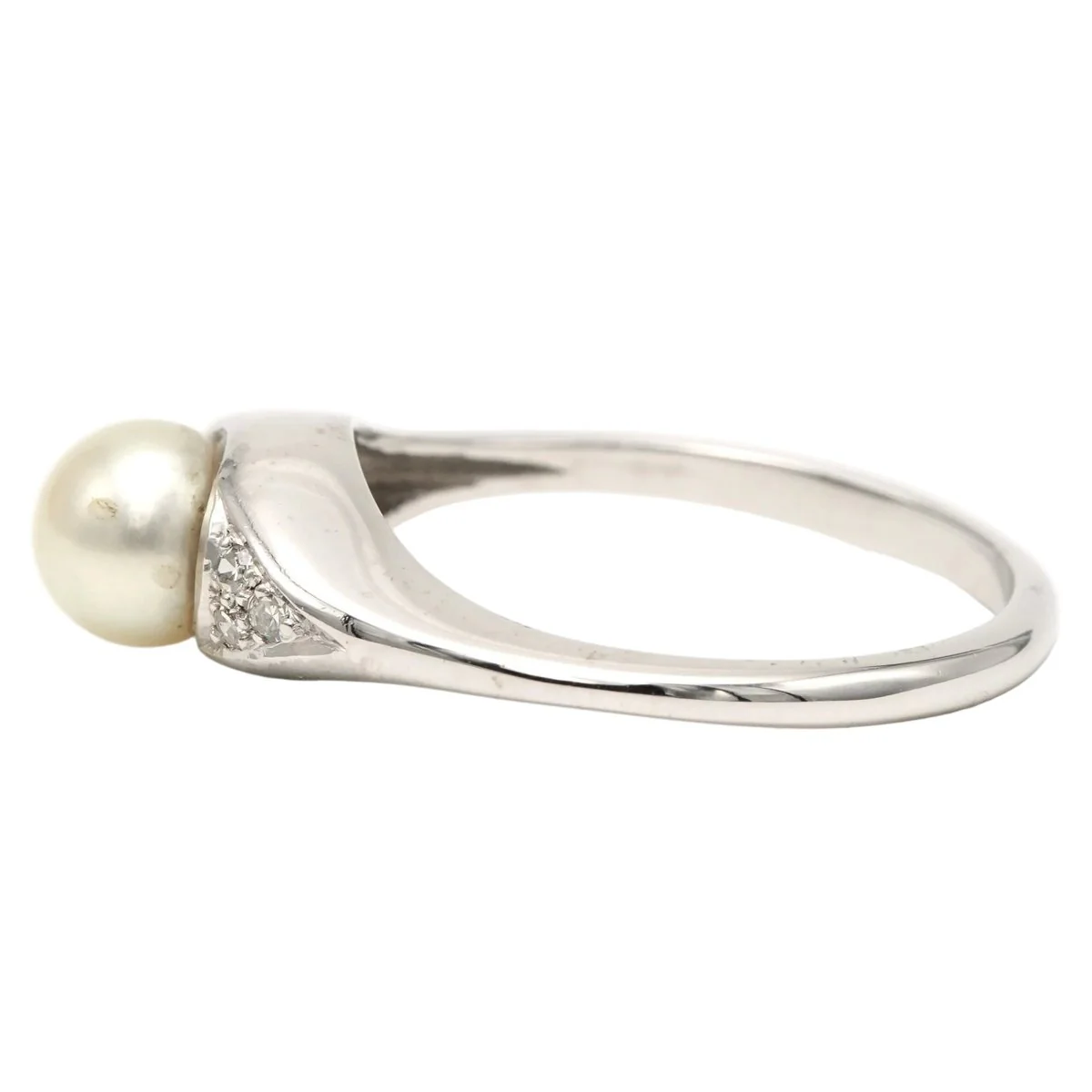 Bague Trilogie en or blanc, perle et diamants - Image 3