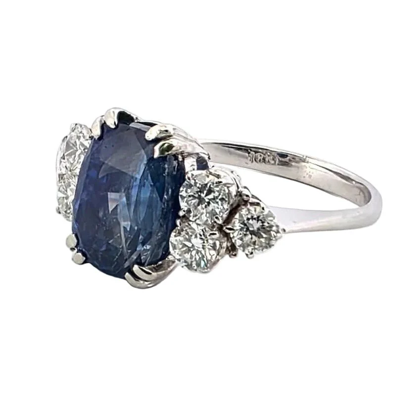 Bague Trilogie en or blanc, saphir et diamants - Image 2