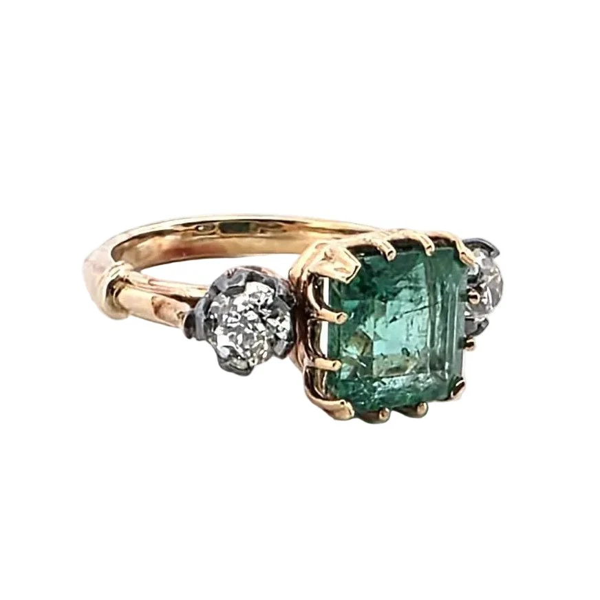 Bague Trilogie en or jaune, argent, émeraude et diamants - Image 4