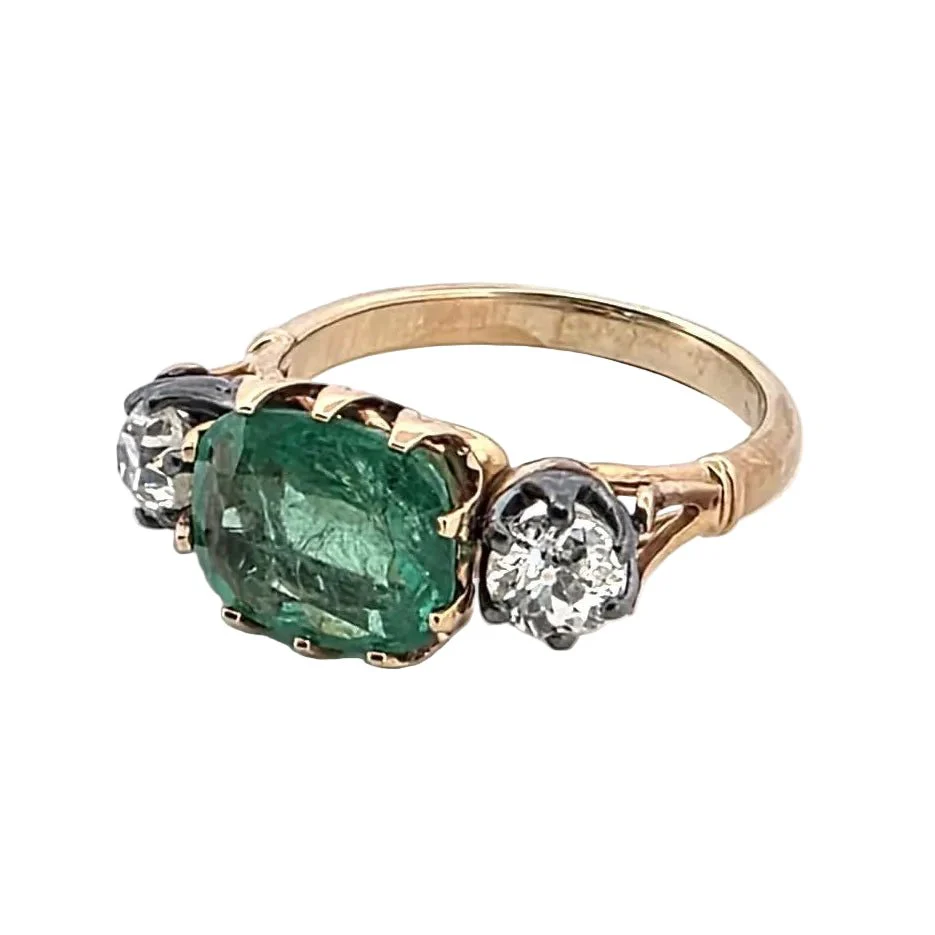 Bague Trilogie en or jaune, émeraude et diamants - Image 2