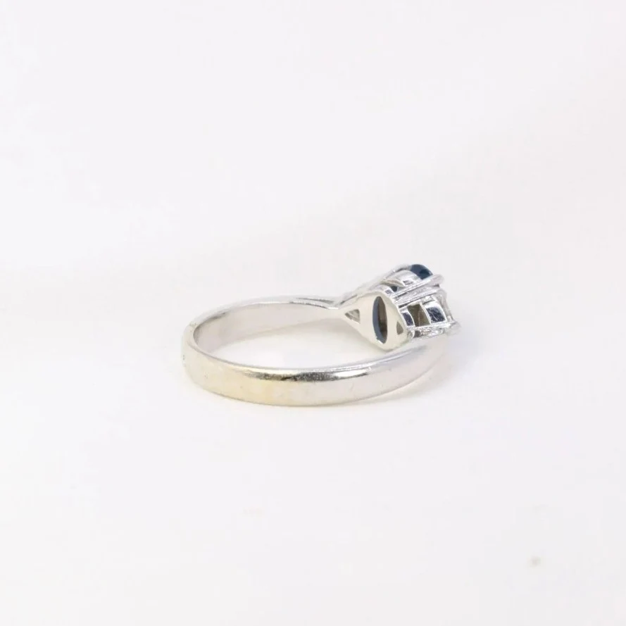 Bague trilogie en or, saphir ovale et diamants troïdia - Image 4