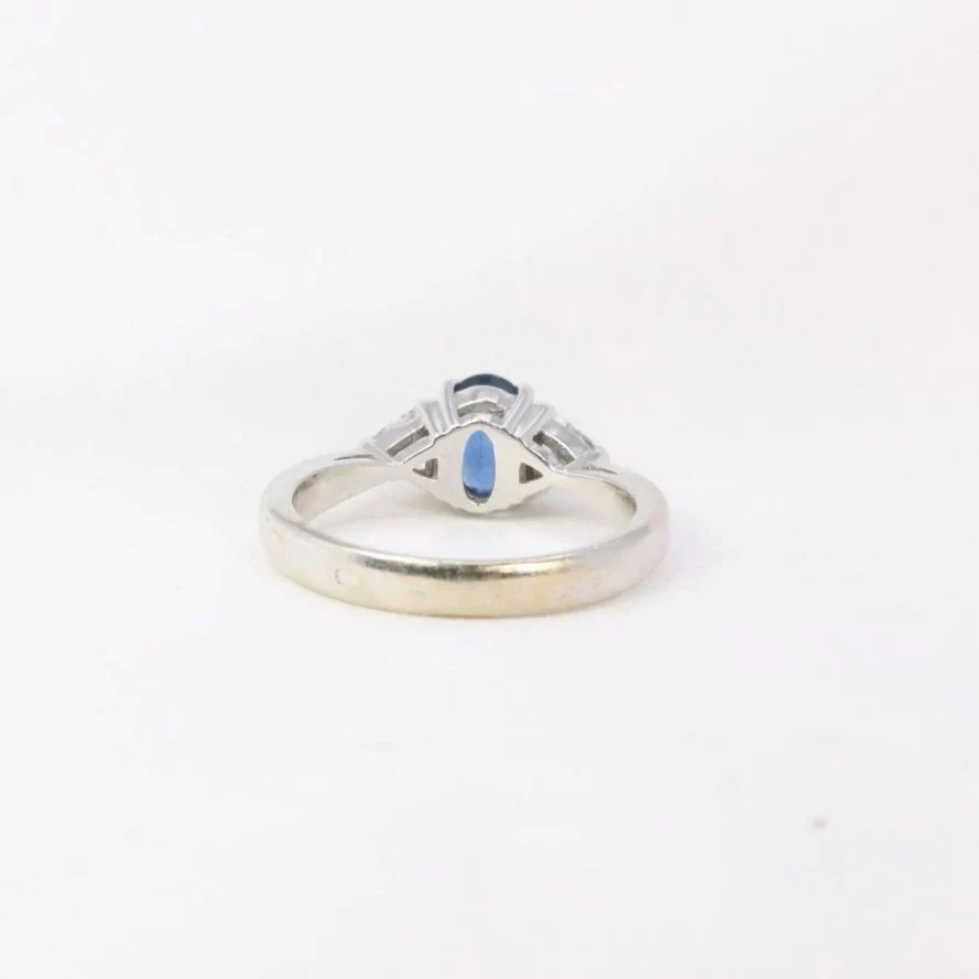 Bague trilogie en or, saphir ovale et diamants troïdia - Image 5