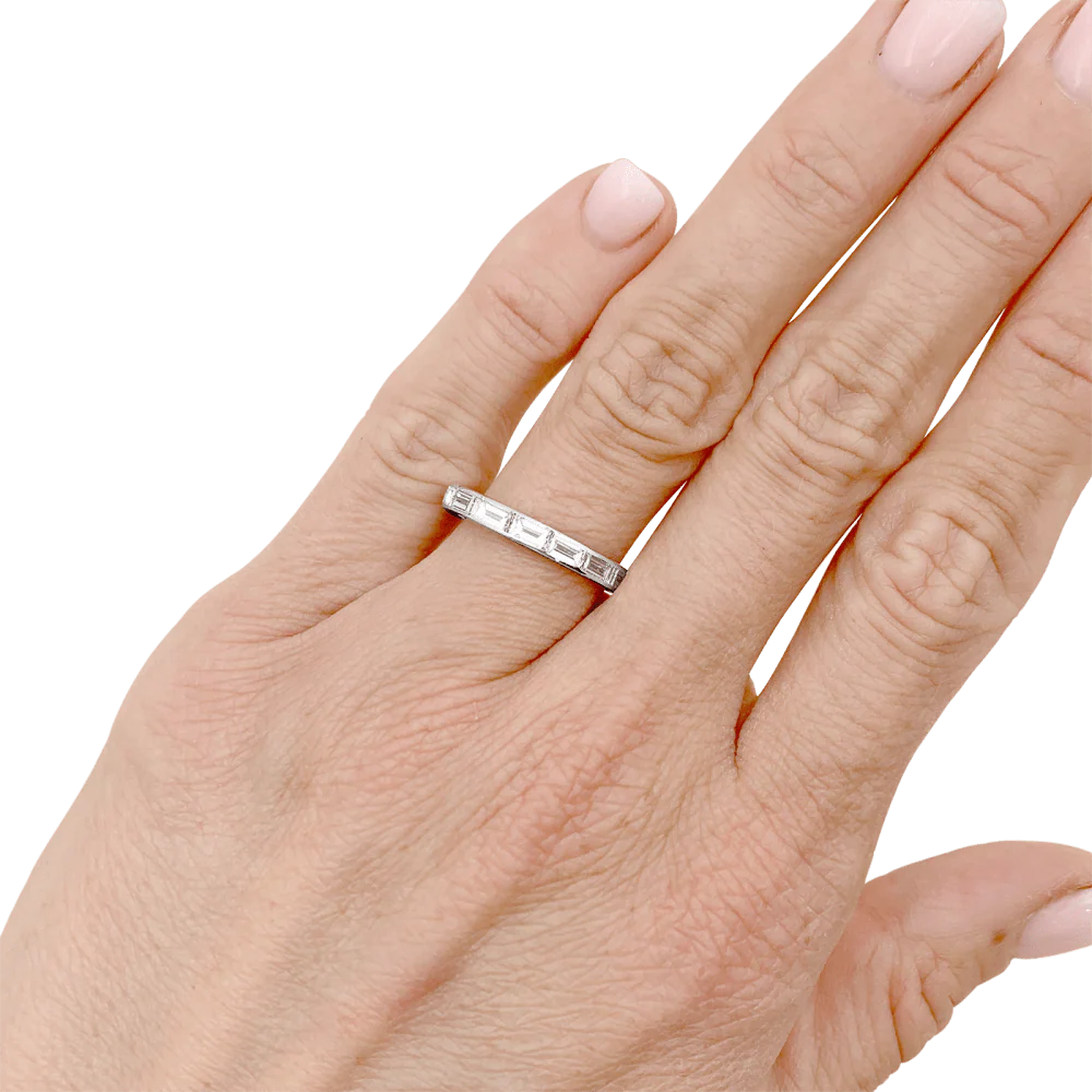 Bague Alliance VAN CLEEF & ARPELS "Romance" en platine et diamants - Image 2