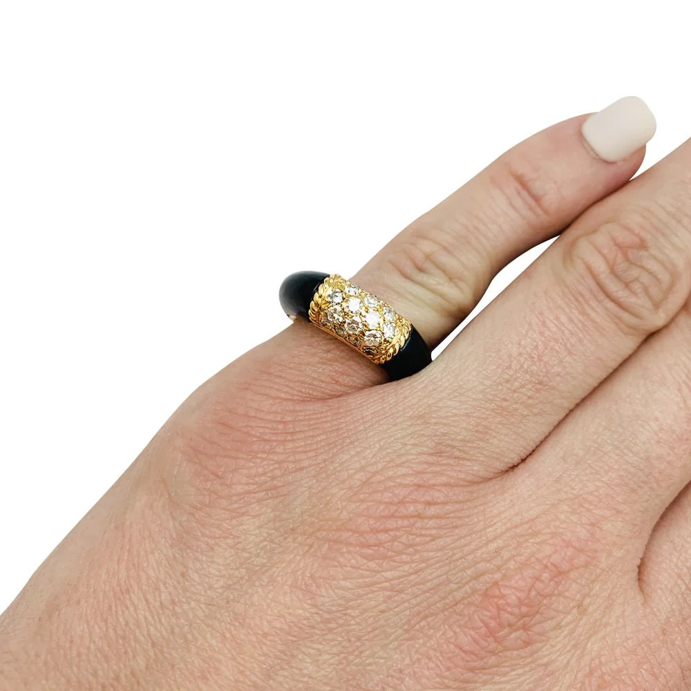 Bague VAN CLEEF & ARPELS "Philippine" en or jaune, onyx et diamants - Image 2