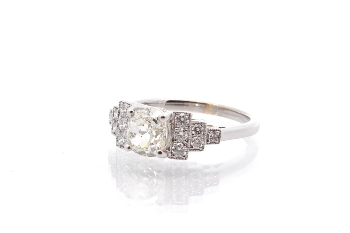 Bague vintage diamant 1,19 cts H/SI2 en or