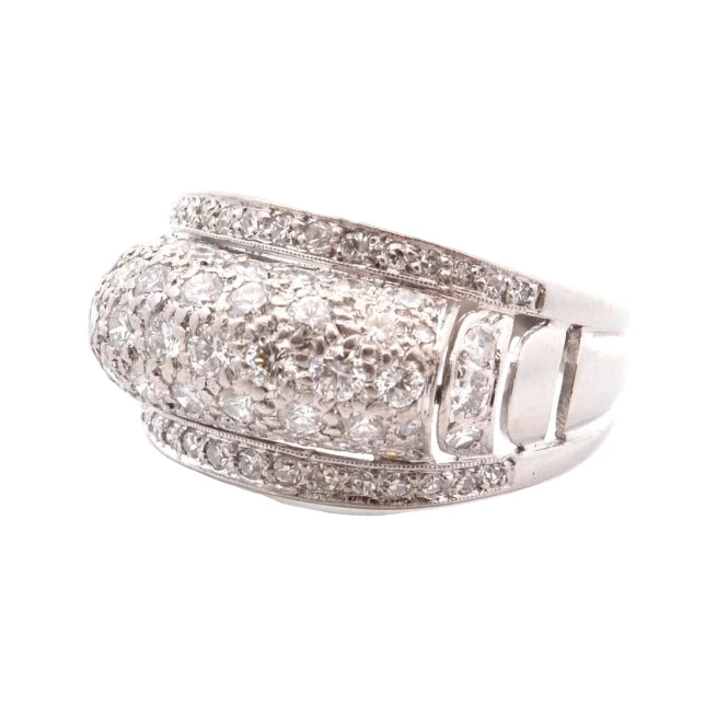 Bague Pavée en or blanc et diamants