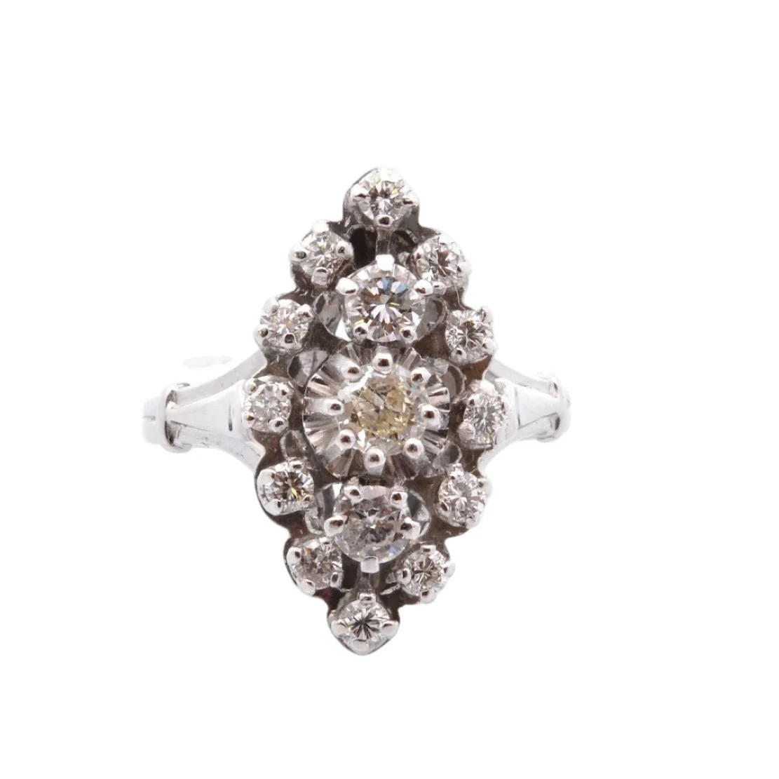 Bague Marquise en or blanc, platine et diamant