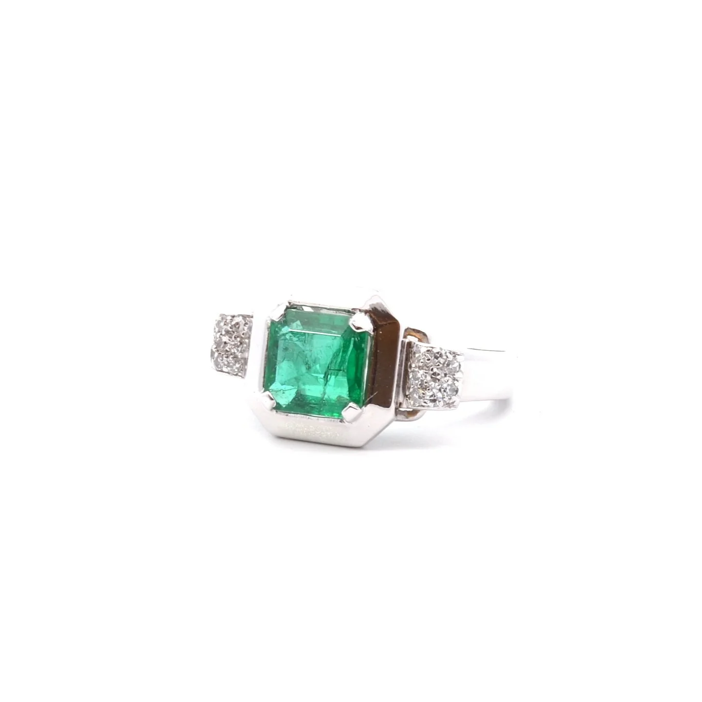 Bague en or blanc, platine, émeraude et diamants - Image 3