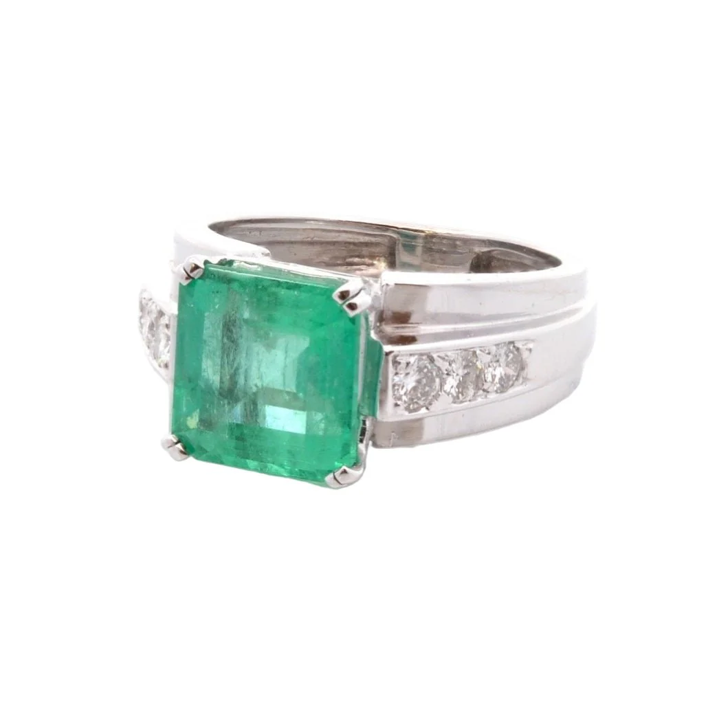 Bague Solitaire en platine, émeraude, et diamants - Image 3