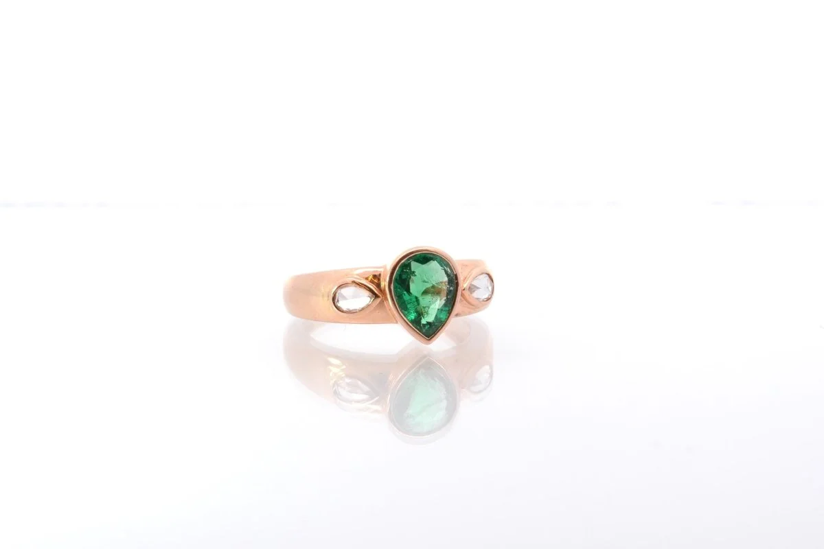 Bague vintage émeraude et diamants en or rose - Image 4
