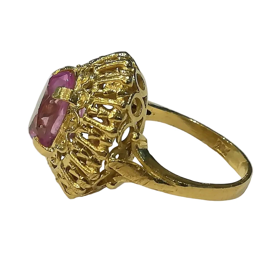 Bague Cocktail en or jaune et pierre rose - Image 3