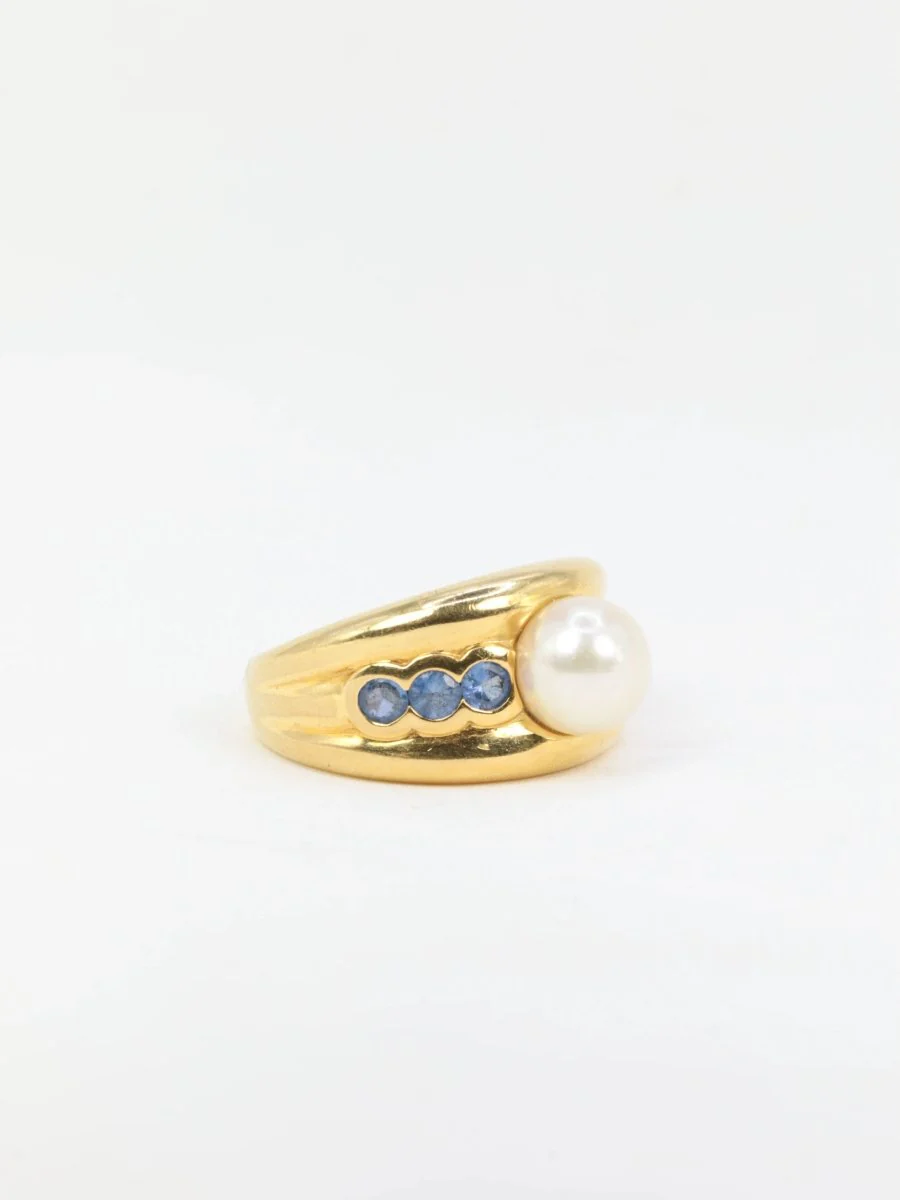 Bague vintage en or jaune, perle et saphirs - Image 3