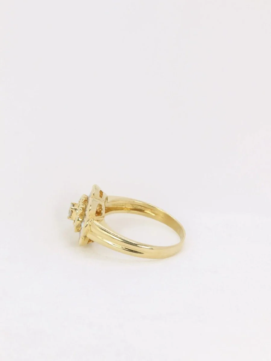 Bague vintage fleur en or et diamants baguette - Image 4