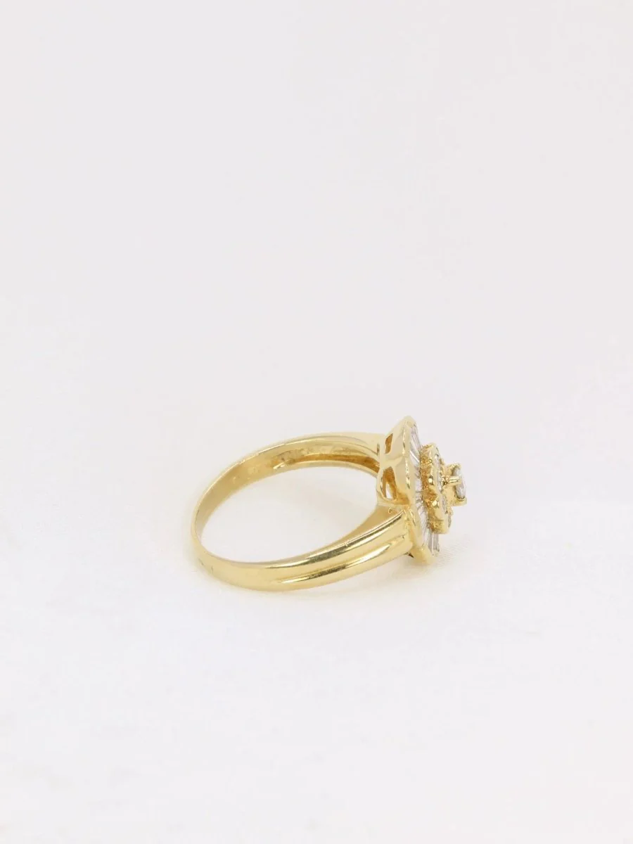 Bague vintage fleur en or et diamants baguette - Image 6
