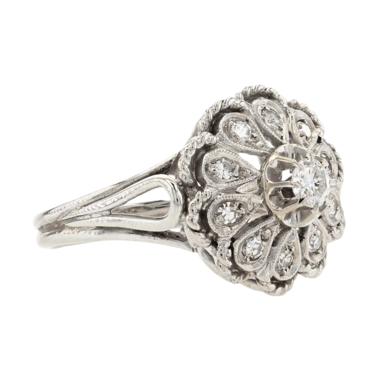 Bague Pompadour en or blanc et diamants - Image 5