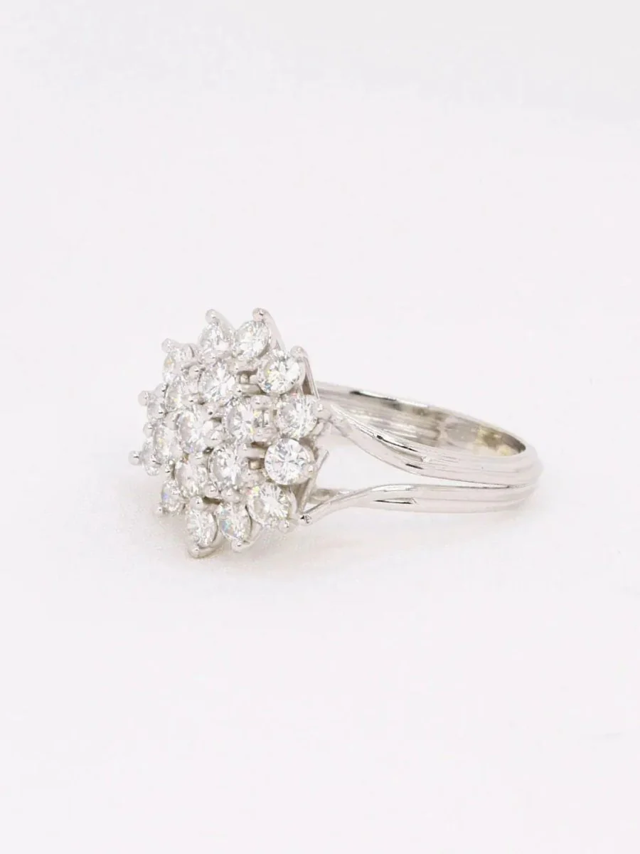 Bague fleur or blanc diamants 2 ct - Image 4