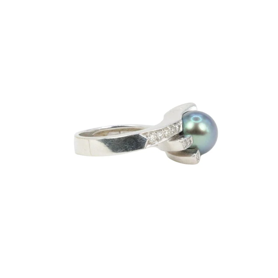 Bague vintage en or blanc, diamants et perle de Tahiti - Image 4
