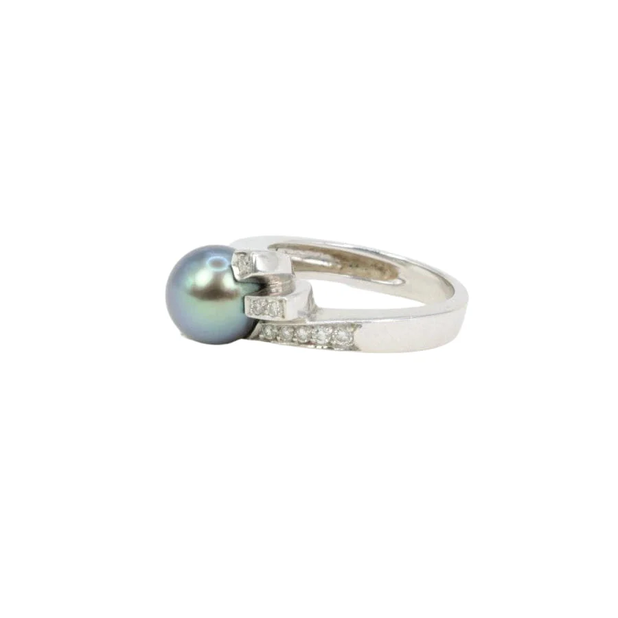 Bague vintage en or blanc, diamants et perle de Tahiti - Image 6