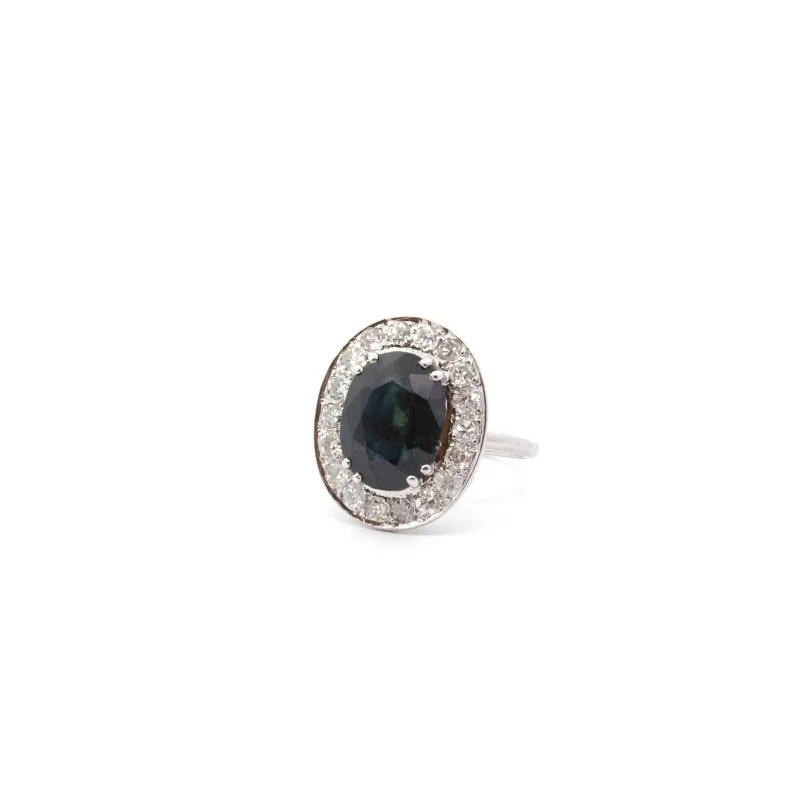 Bague Entourage en or blanc, saphir et diamants - Image 4