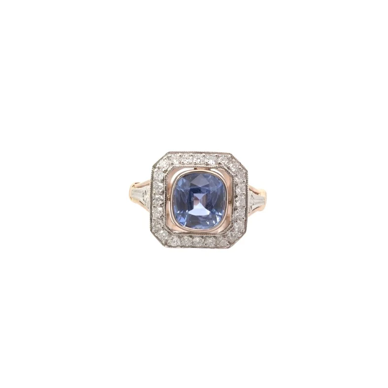 Bague en or jaune, platine, saphir et diamants