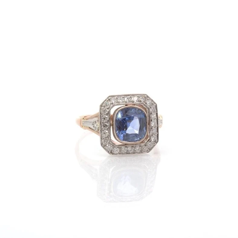 Bague en or jaune, platine, saphir et diamants - Image 2