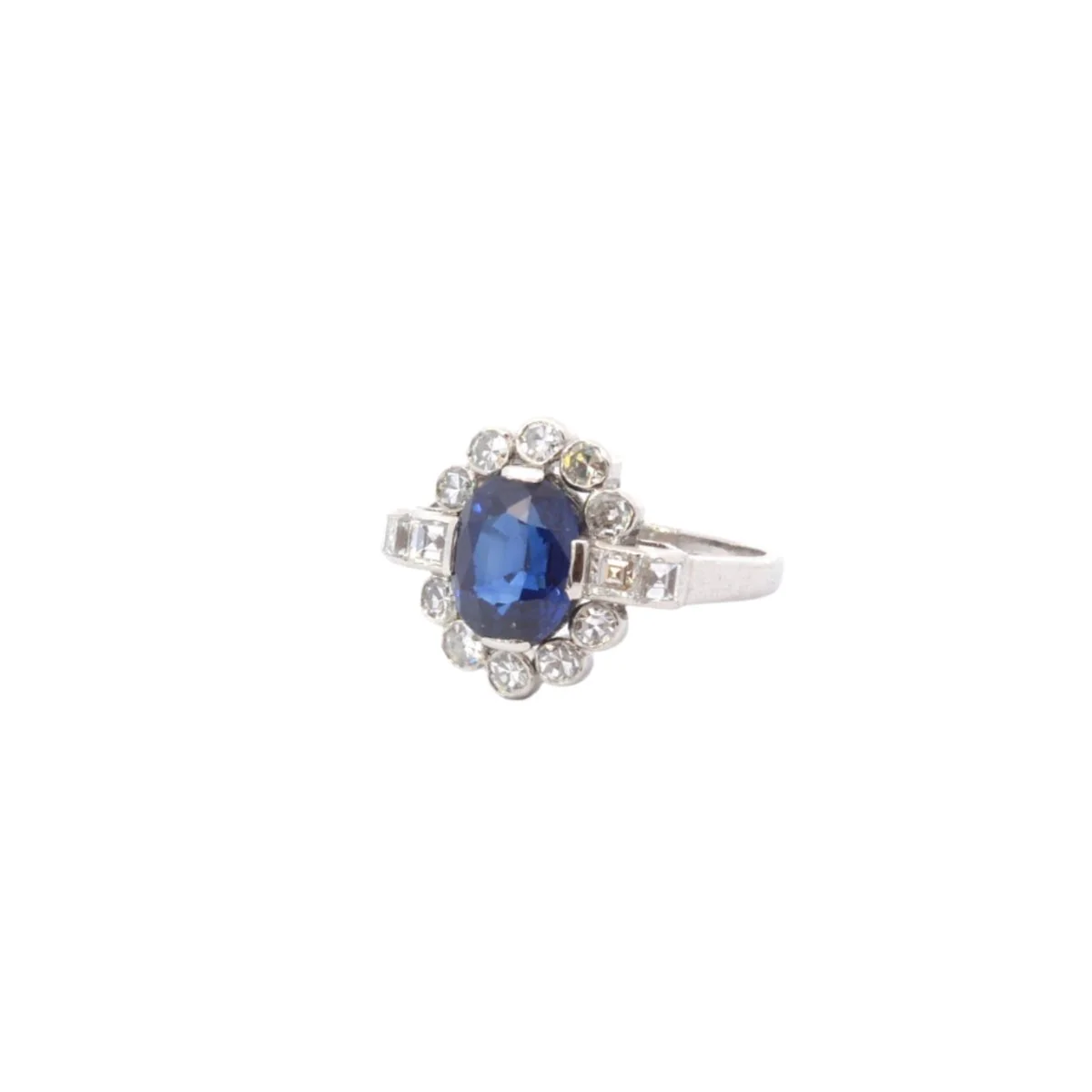 Bague Marguerite en platine, saphir et diamants - Image 4